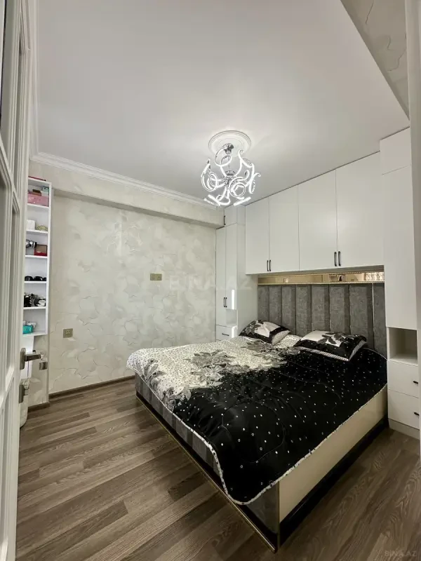 Satılır 3 otaqlı mənzil 82 m²