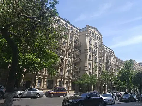 Kirayə verilir 2 otaqlı mənzil 65 m² — Bakı, Sahil qəs. 2 otaq 65.00 m²