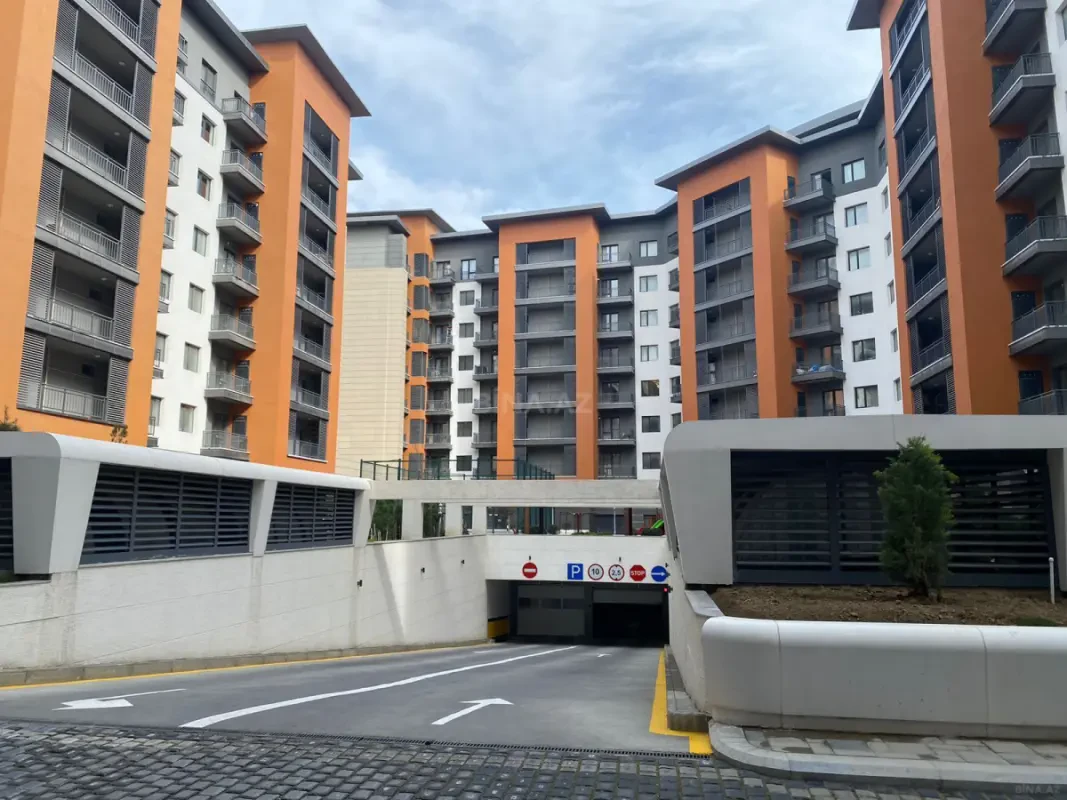 Kirayə verilir 3 otaqlı mənzil 105 m²