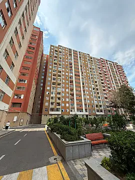 Satılır 2 otaqlı mənzil 70 m² — Bakı 2 otaq 70.00 m²