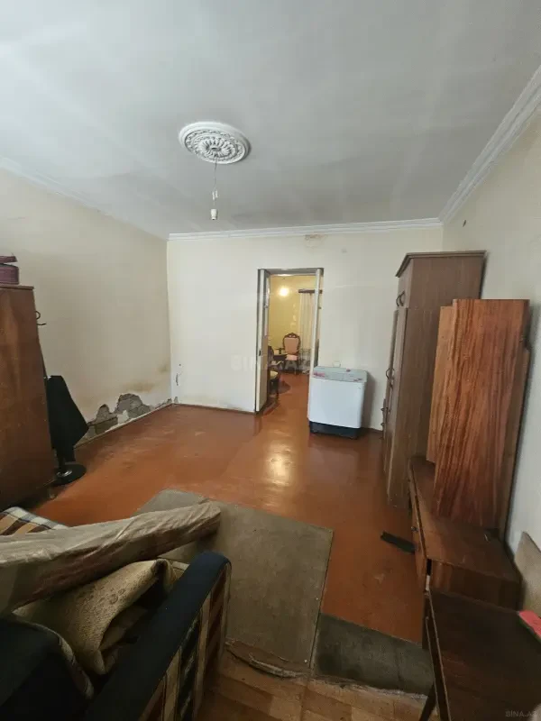 Satılır 4 otaqlı həyət evi 100 m²