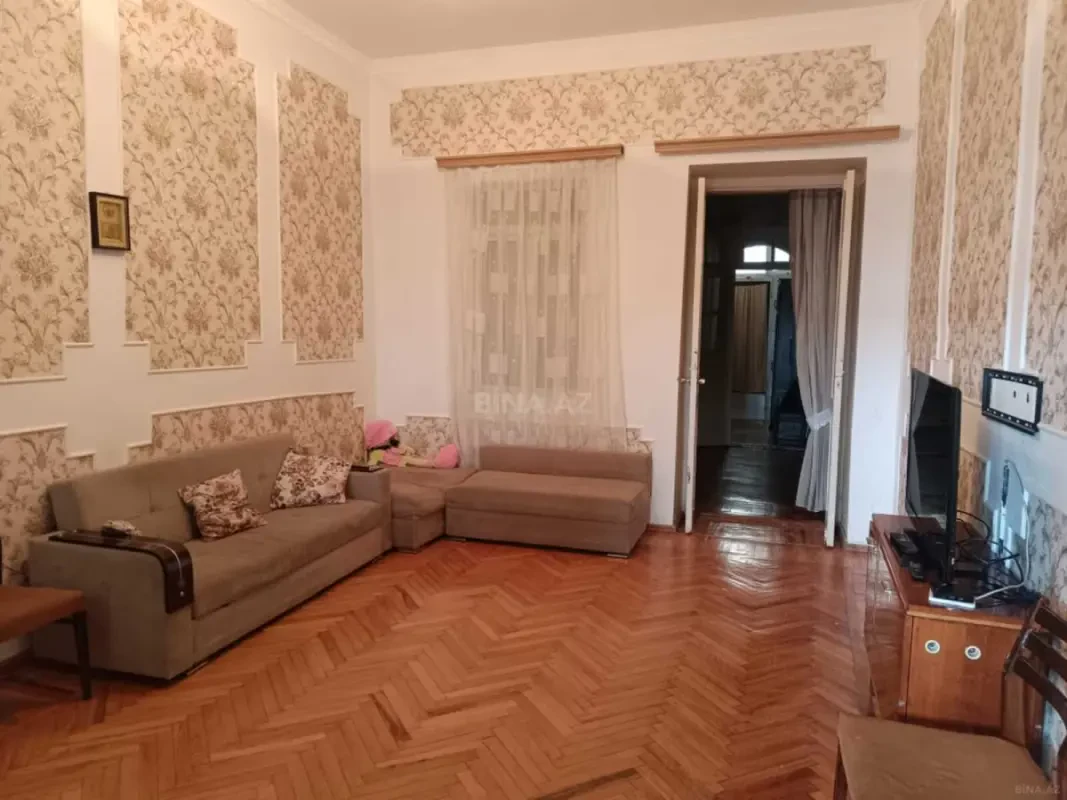 Satılır 4 otaqlı həyət evi 120 m²