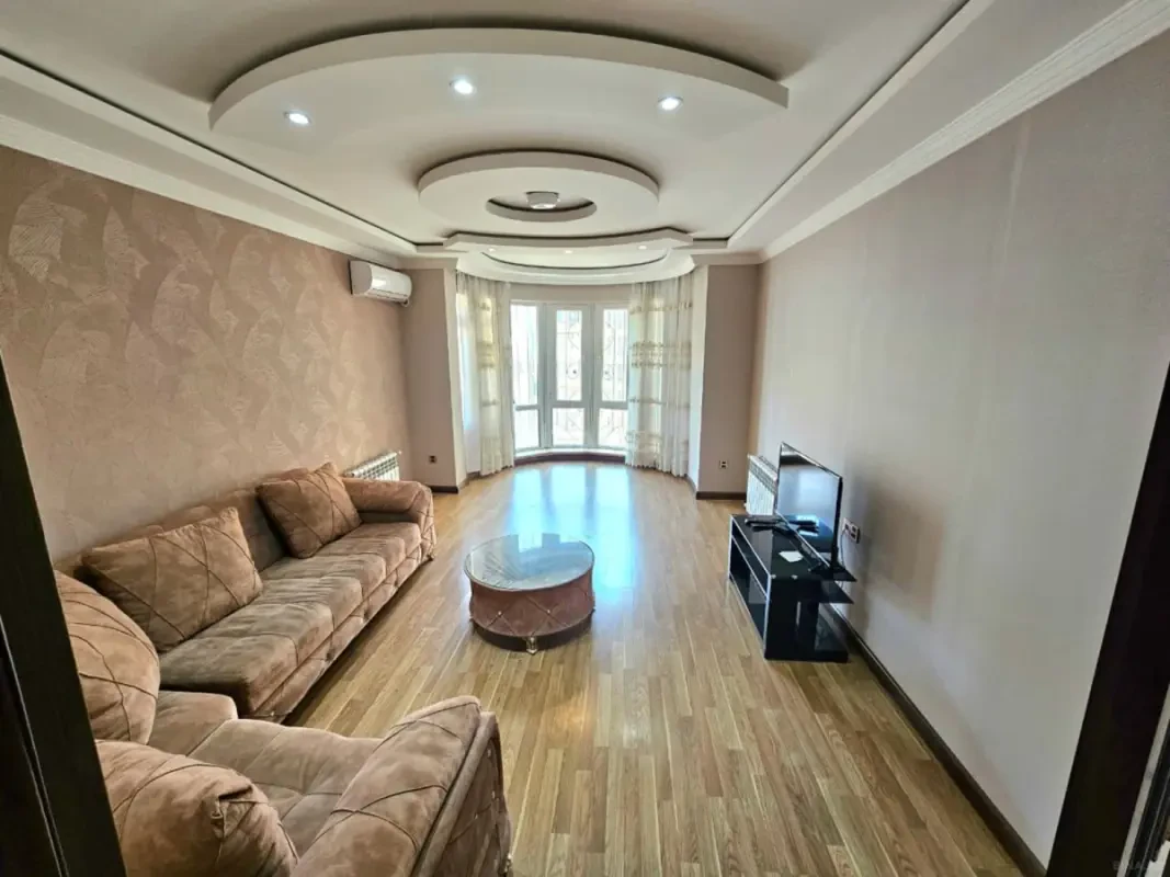 Satılır 3 otaqlı mənzil 101 m²