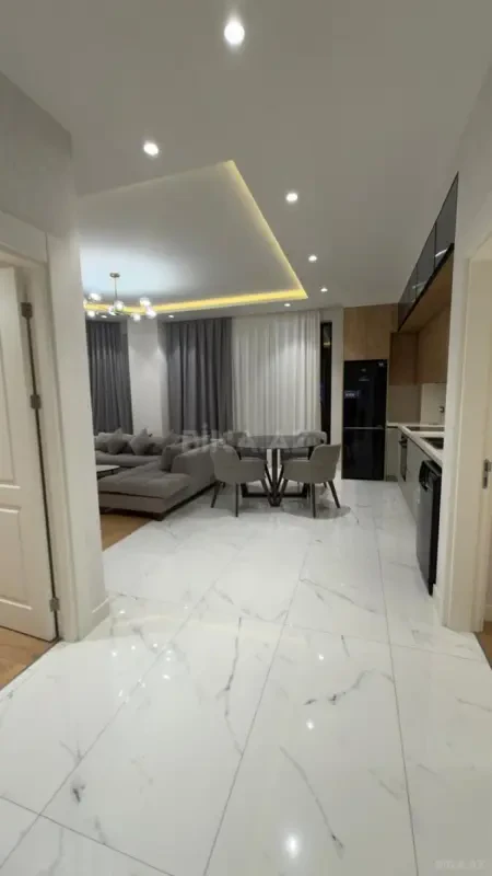 Kirayə verilir 3 otaqlı mənzil 120 m²