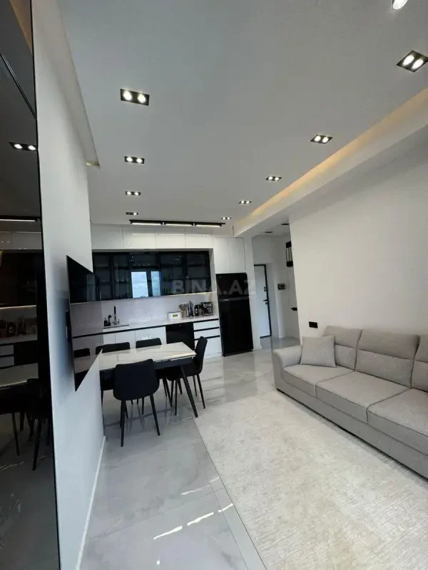Kirayə verilir 2 otaqlı mənzil 52 m²