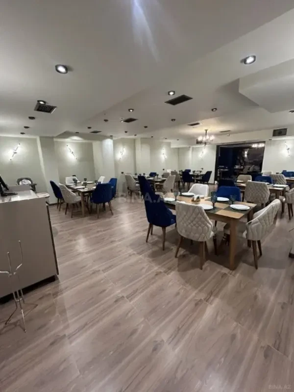 Satılır obyekt 560 m²