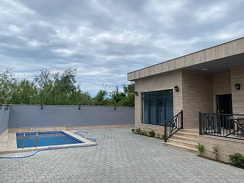 Satılır 3 otaqlı həyət evi 100 m² — Bakı, Novxanı 3 otaq 100.00 m²