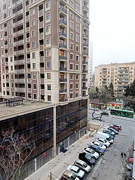Kirayə verilir 2 otaqlı mənzil 75 m² — Bakı, Nərimanov 2 otaq 75.00 m²