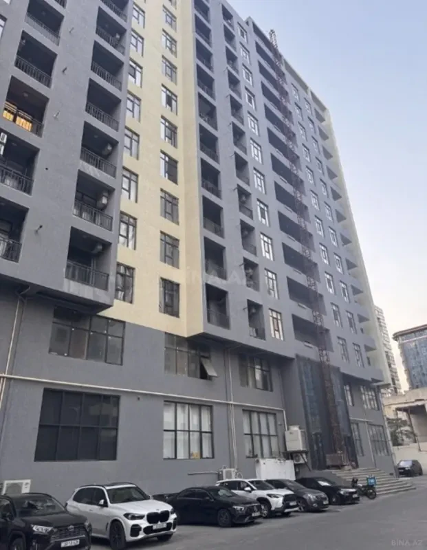 Satılır 3 otaqlı mənzil 110 m²