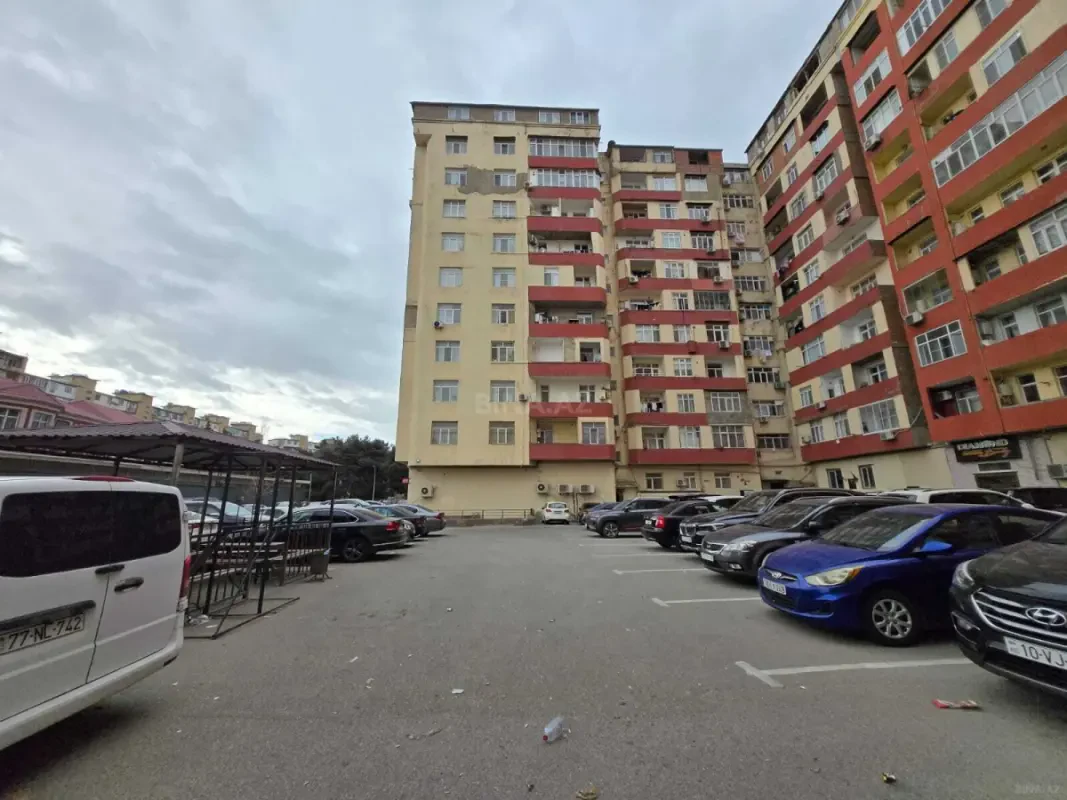 Satılır 3 otaqlı mənzil 65 m²