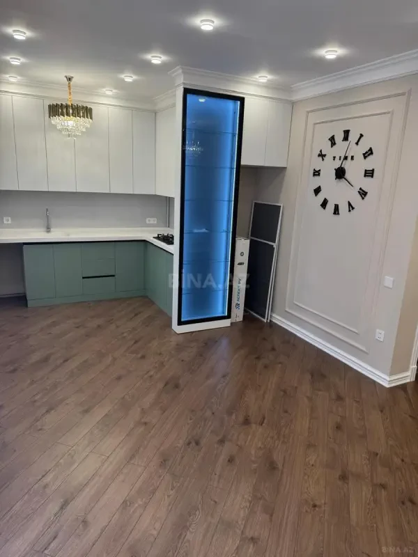 Kirayə verilir 2 otaqlı mənzil 75 m²