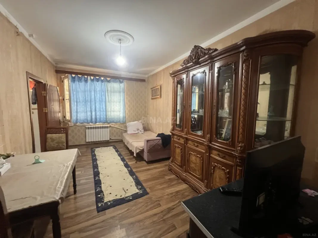 Satılır 2 otaqlı mənzil 42 m²