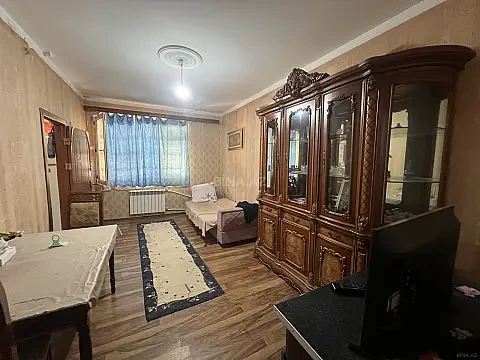 Satılır 2 otaqlı mənzil 42 m² — Bakı, Memar Əcəmi yanı 2 otaq 42.00 m²
