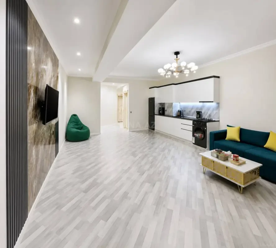 Satılır 2 otaqlı mənzil 83 m²