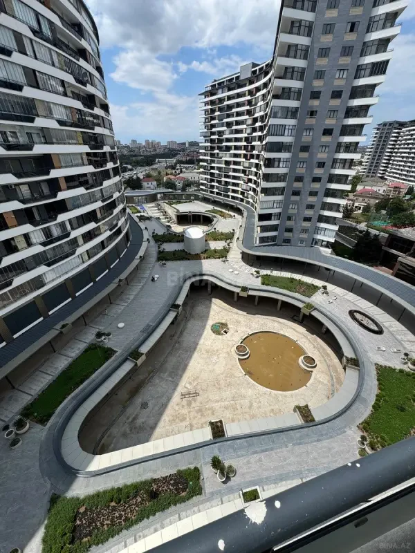 Satılır 3 otaqlı mənzil 113 m²