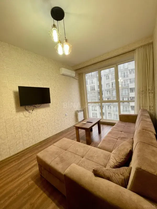 Kirayə verilir 2 otaqlı mənzil 50 m²