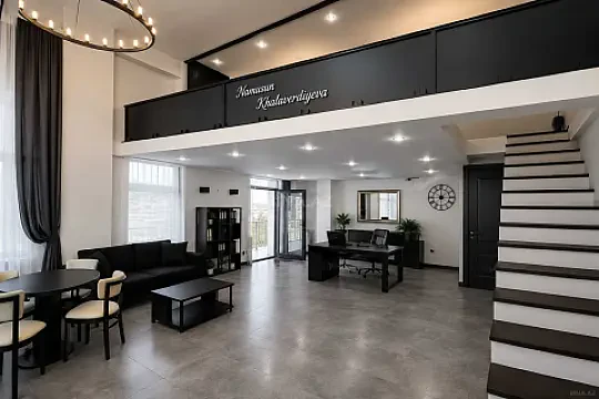 Kirayə verilir obyekt 90 m² — Bakı 90.00 m²