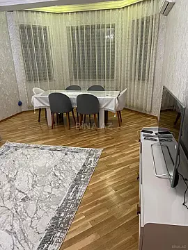 Kirayə verilir 3 otaqlı mənzil 100 m² — Bakı, Nərimanov 3 otaq 100.00 m²