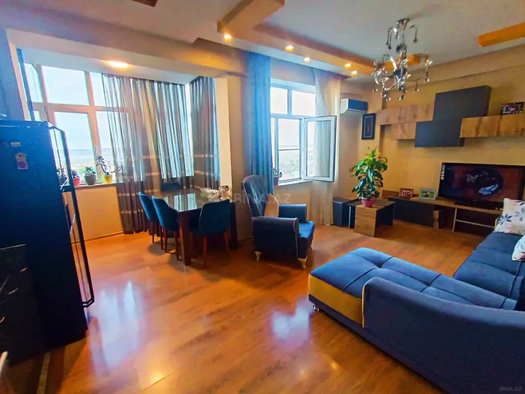 Satılır 4 otaqlı mənzil 105 m²