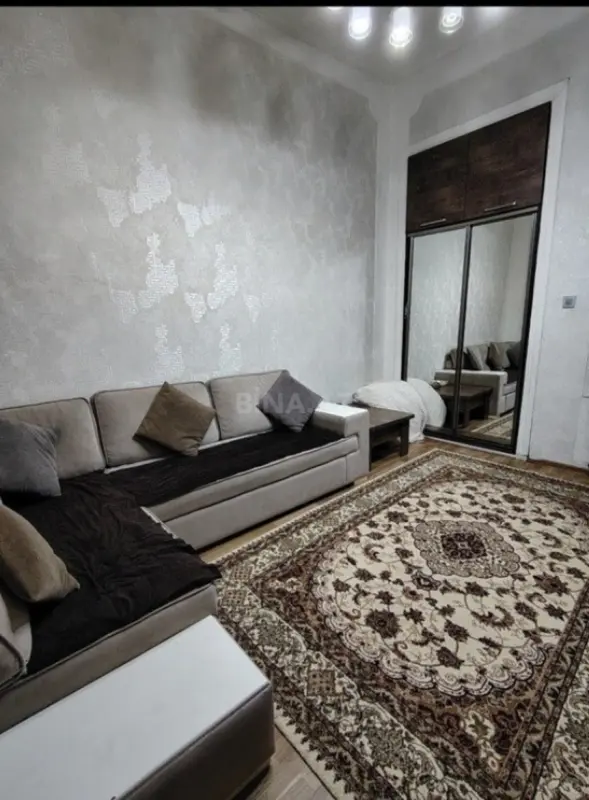 Satılır 1 otaqlı mənzil 30 m²