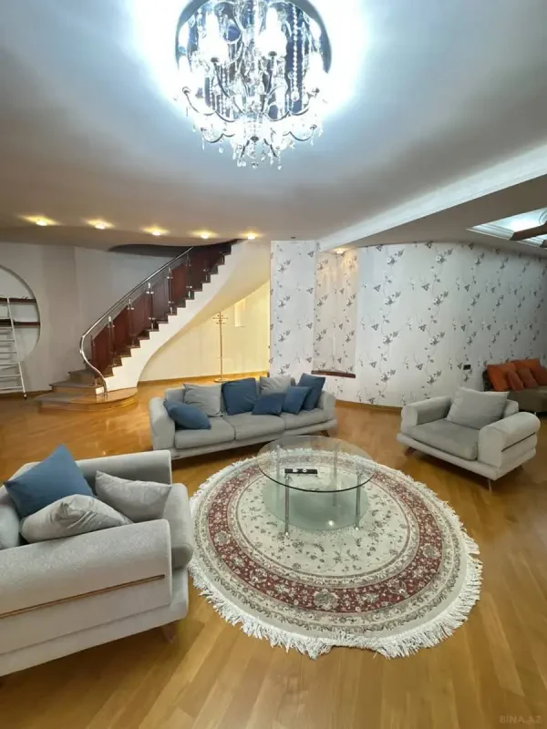 Kirayə verilir 5 otaqlı mənzil 351 m²