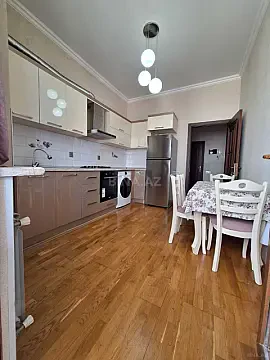 Kirayə verilir 2 otaqlı mənzil 70 m² — Bakı 2 otaq 70.00 m²