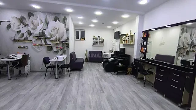 Satılır obyekt 200 m² — Bakı, Badamdar 200.00 m²
