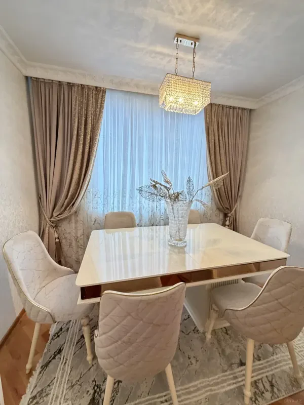 Satılır 3 otaqlı mənzil 75 m²