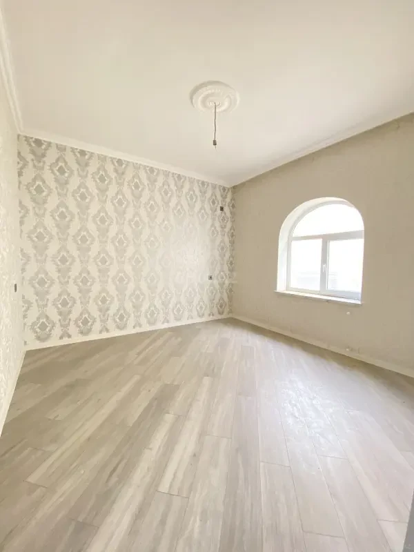 Satılır 2 otaqlı mənzil 52 m²