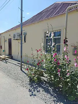 Kirayə verilir 4 otaqlı həyət evi 134 m² — Bakı, Sahil qəs. 4 otaq 134.00 m²