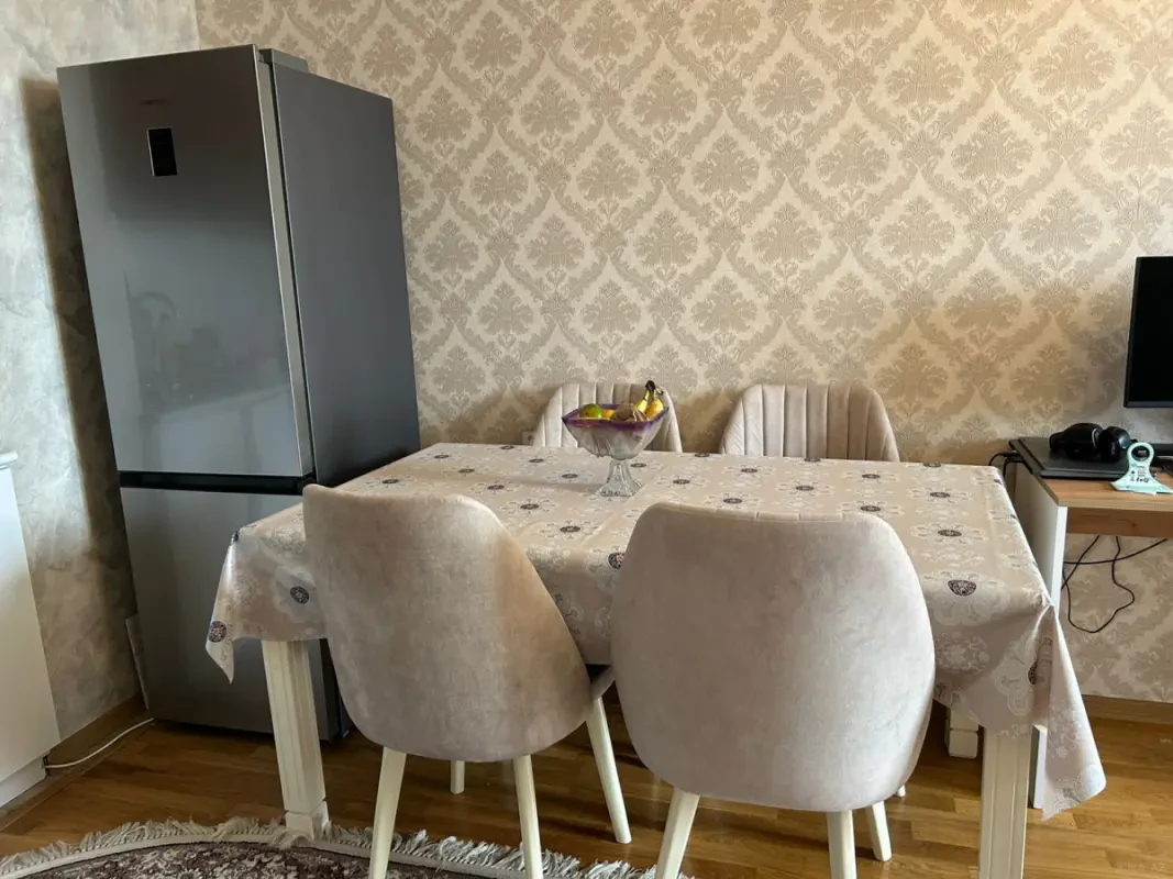 Satılır 2 otaqlı mənzil 49 m²