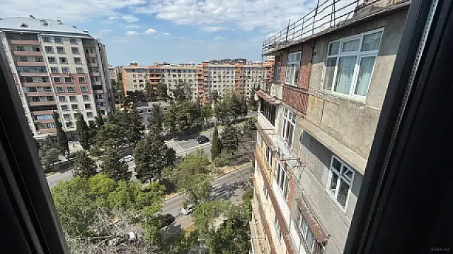 Satılır 3 otaqlı mənzil 50 m² — Bakı, Əhmədli 3 otaq 50.00 m²