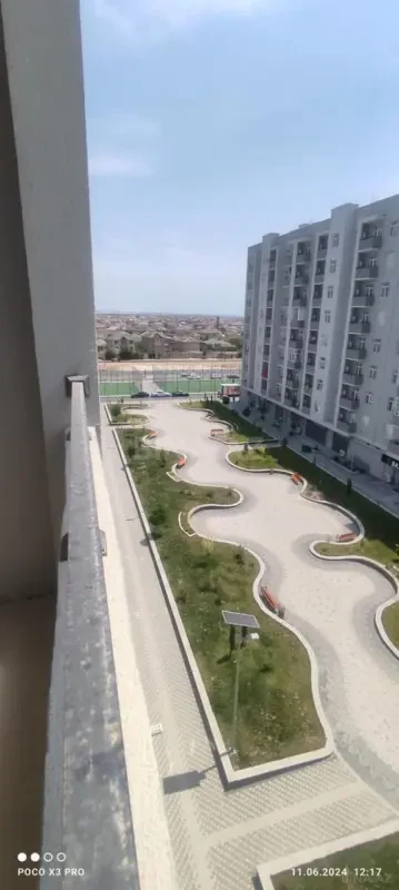 Satılır 4 otaqlı mənzil 118 m²