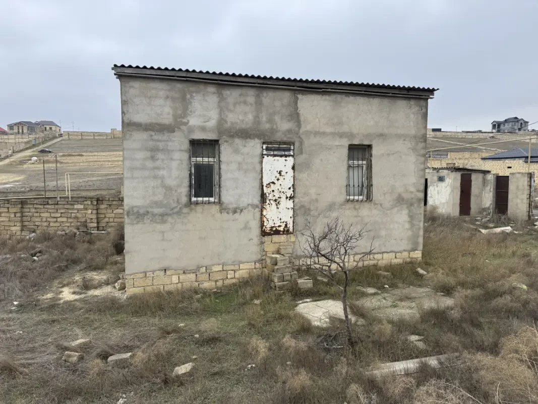 Satılır 2 otaqlı həyət evi 72 m²