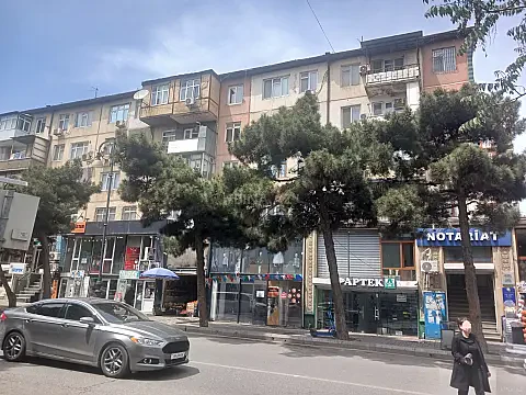 Satılır 2 otaqlı mənzil 58 m² — Bakı, Memar Əcəmi yanı 2 otaq 58.00 m²
