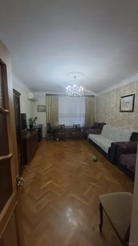 Satılır 3 otaqlı mənzil 70 m²