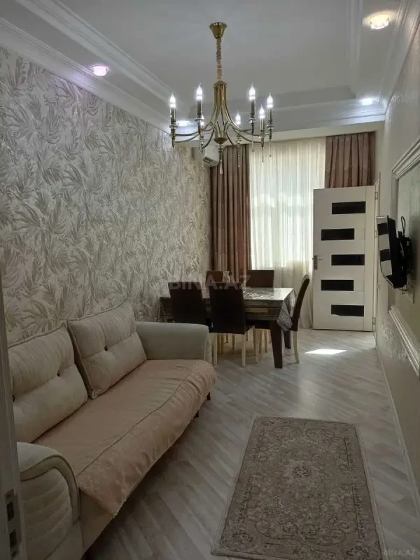 Satılır 2 otaqlı mənzil 47 m²