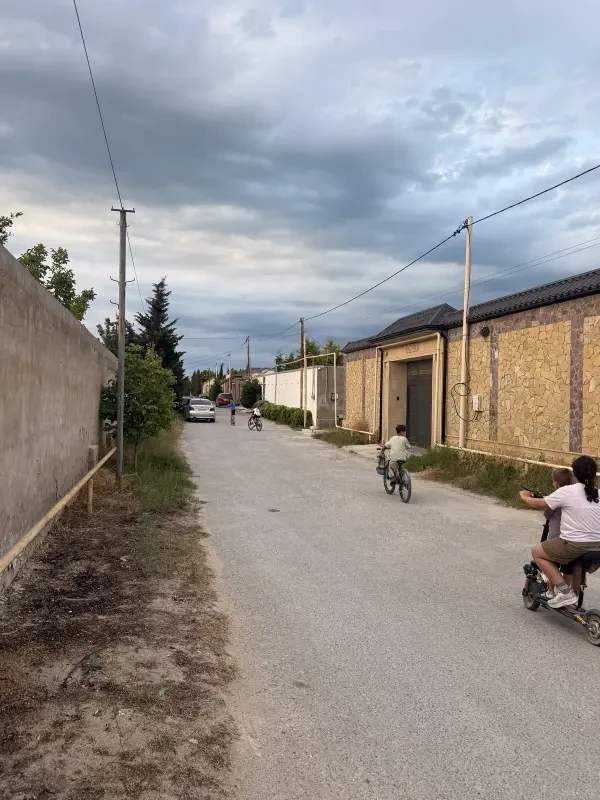 Satılır torpaq sahəsi 12 m²