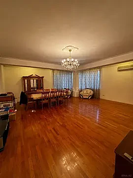 Satılır 4 otaqlı mənzil 170 m² — Bakı 4 otaq 170.00 m²