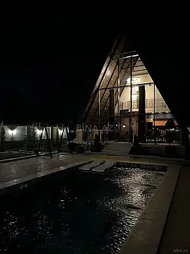 Kirayə verilir 4 otaqlı həyət evi 220 m² — Quba 4 otaq 220.00 m²
