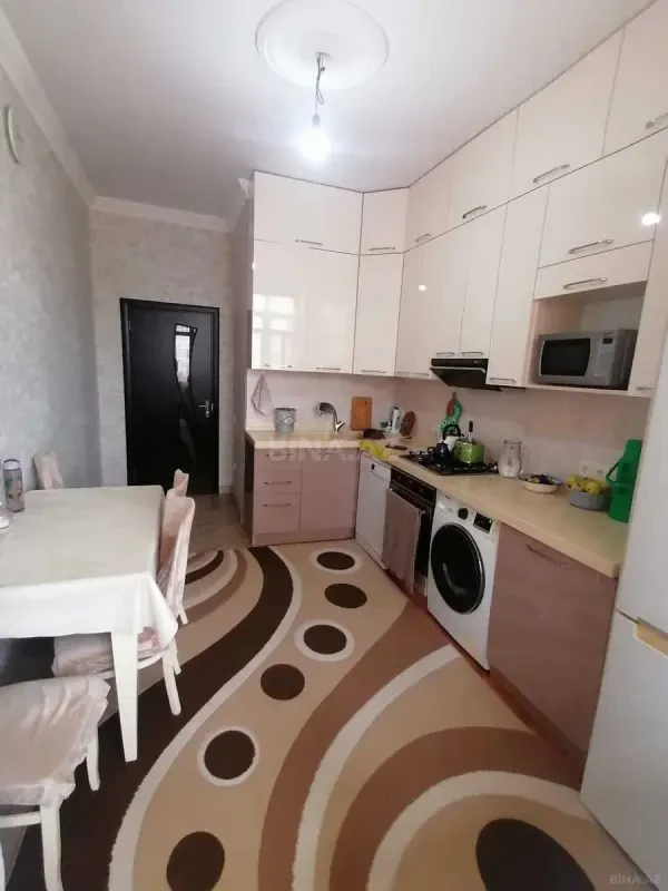 Satılır 3 otaqlı mənzil 84 m²
