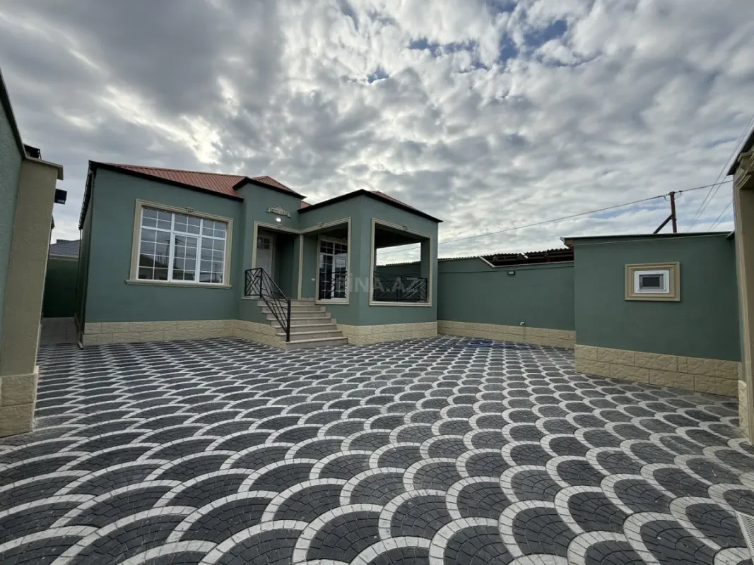 Satılır 4 otaqlı həyət evi 120 m²
