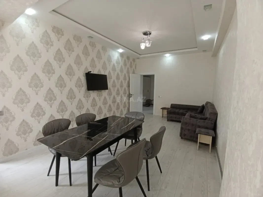 Kirayə verilir 2 otaqlı mənzil 60 m²