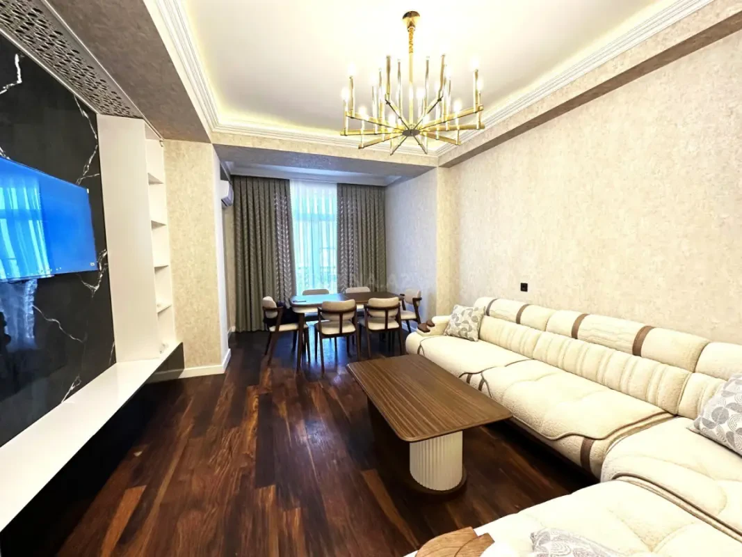 Kirayə verilir 3 otaqlı mənzil 110 m²