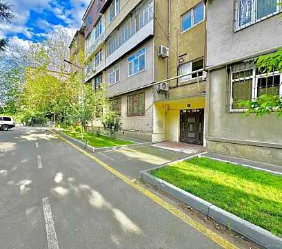 Satılır 4 otaqlı mənzil 120 m² — Bakı 4 otaq 120.00 m²