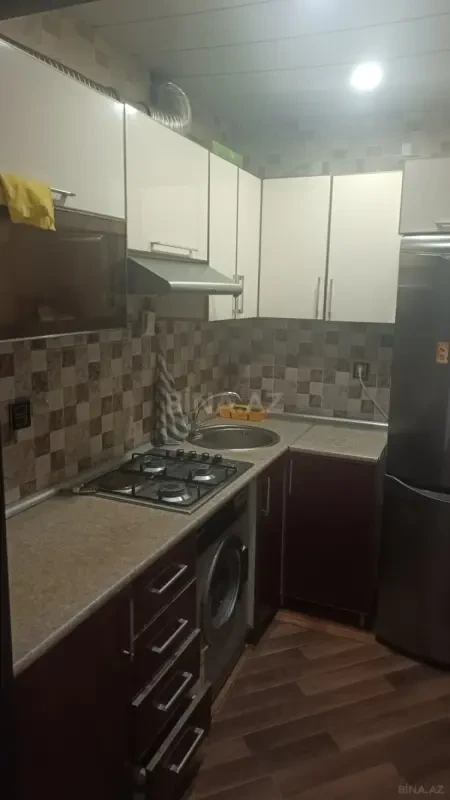 Kirayə verilir 2 otaqlı mənzil 67 m²