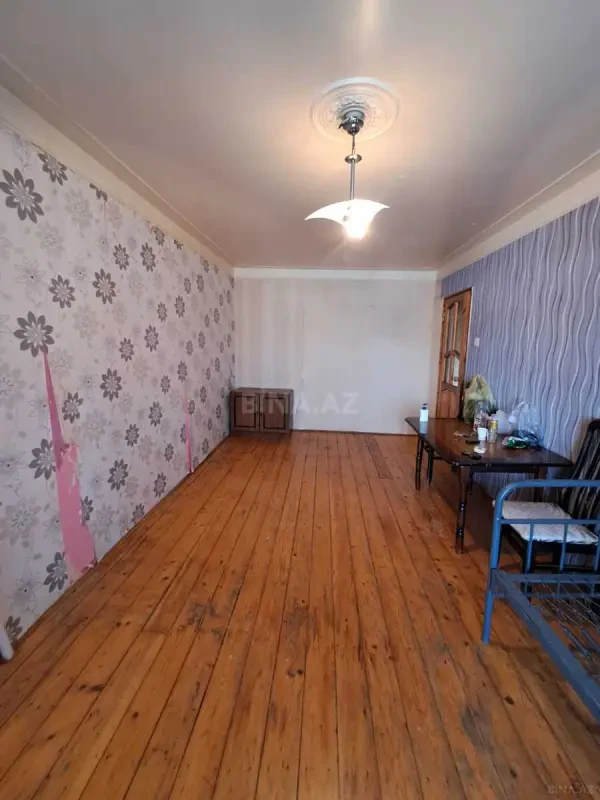 Satılır 1 otaqlı mənzil 35 m²