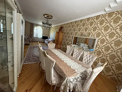 Satılır 2 otaqlı həyət evi 120 m² — Gəncə 2 otaq 120.00 m²