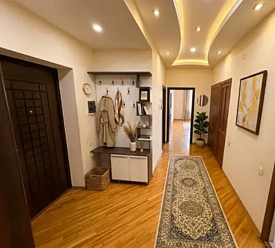 Kirayə verilir 3 otaqlı mənzil 130 m² — Bakı, Xətai 3 otaq 130.00 m²