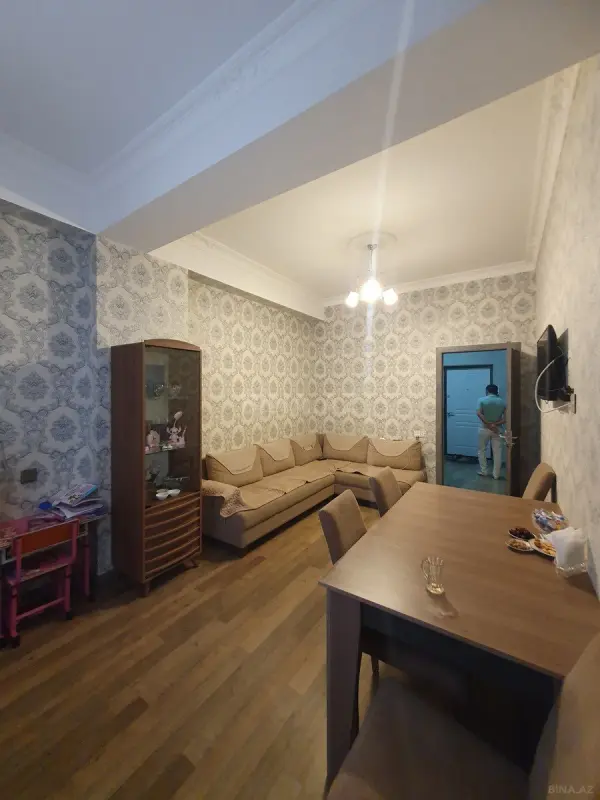Satılır 2 otaqlı mənzil 57 m²